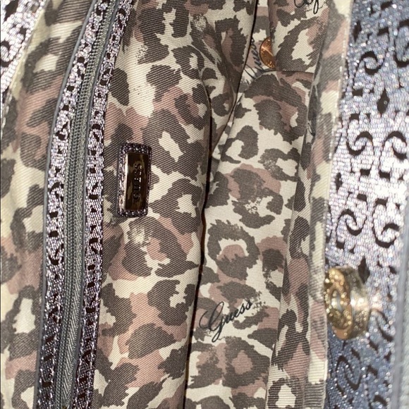 Guess handbag - Picture 5 of 6